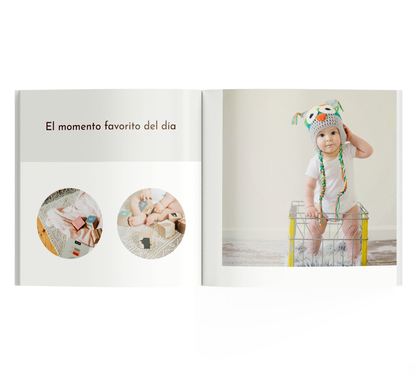Interior de fotolibro con 3 fotos de bebé y el texto "El momento favorito del día".