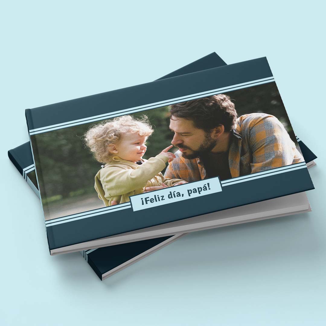 Dos Photobooks del Día del Padre con foto de papá e hijo.