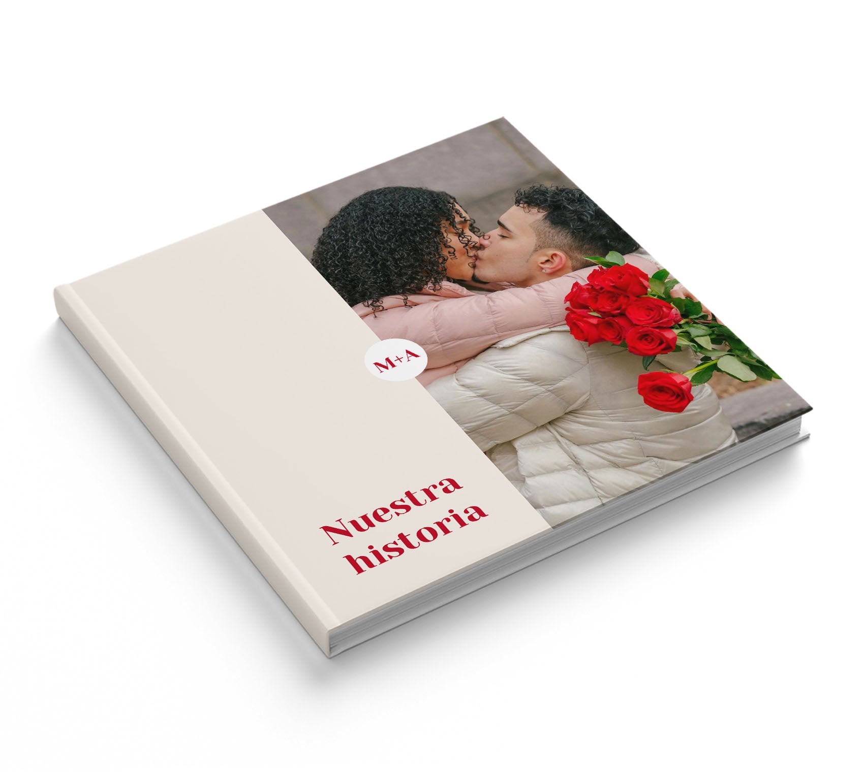 Photobook de pareja en formato cuadrado 28 x 28 cm.